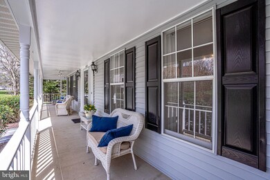 15409 Martins Hundred Dr, Centreville, VA 20120 - photo 4