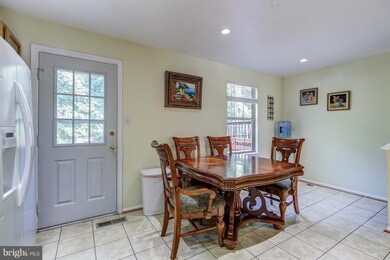 1999 Winslow Ct, Woodbridge, VA 22191 - photo 6