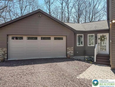 119 Mountain View Dr, Jim Thorpe, PA 18229 - photo 3