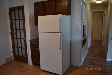 1704 W Yorkhouse Rd, Waukegan, IL 60087 - photo 5