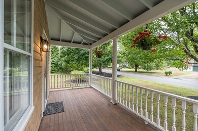 11 Pleasant St, Wenham, MA 01984 - photo 3