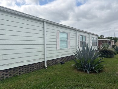 237 Cavelier Crt, North Fort Myers, FL 33917 - photo 6