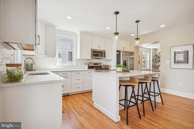 6229 27th St N, Arlington, VA 22207 - photo 4