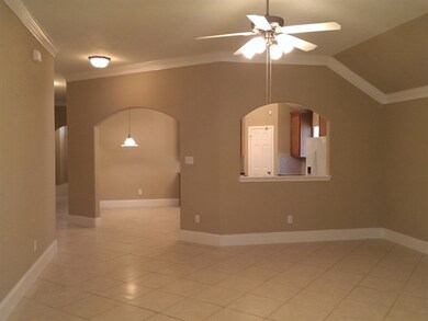 15831 Collinsville Dr, Tomball, TX 77377 - photo 3