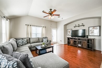 3706 Mahogany Trail, Pearland, TX 77584 - photo 5