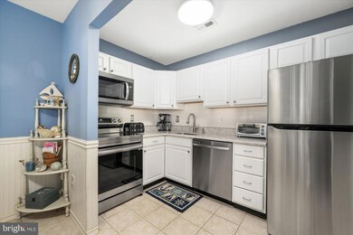 13908 N Ocean Rd unit 2b, Ocean City, MD 21842 - photo 5