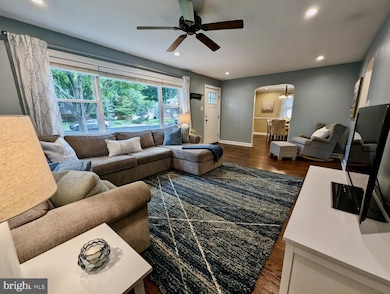 4208 Woodland Ave, Brookhaven, PA 19015 - photo 2