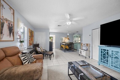 197 SE 1st Cir unit 15B, Boynton Beach, FL 33435 - photo 7