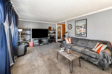 3201 W Townsend Ct, Kansas City, KS 66109 - photo 4