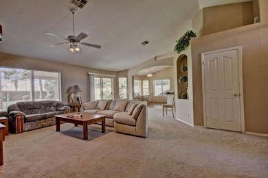 FRONT ENTRY / LIVING ROOM