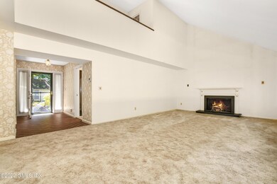 519 W Lyon Farm Dr, Greenwich, CT 06831 - photo 6