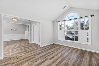 70 Chandler Ridge Ln, Lawrenceville, GA 30045 - photo 4