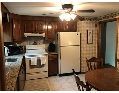 159 Woodburn Dr, Methuen, MA 01844 - photo 3