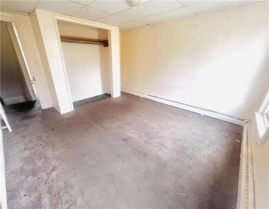 521 Elliger St, Allentown, PA 18102 - photo 6