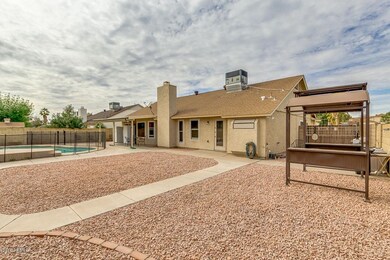 705 W. Cheyenne Drive