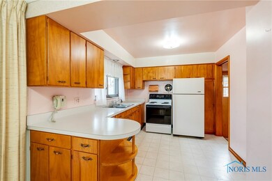 4476 285th St, Toledo, OH 43611 - photo 3