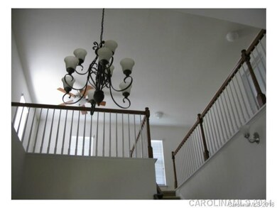 Foyer - Loft overlooks foyer.  Great play area or 