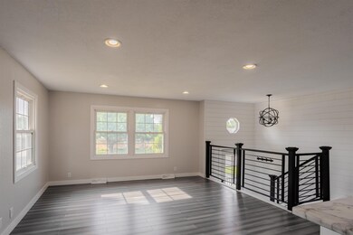 1210 Skyline Dr, Decorah, IA 52101 - photo 4