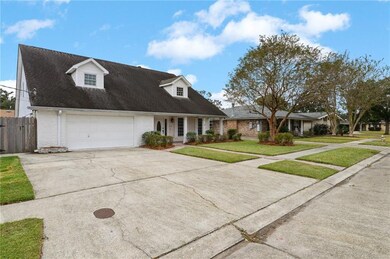 10128 Stacy Ct, New Orleans, LA 70123 - photo 2