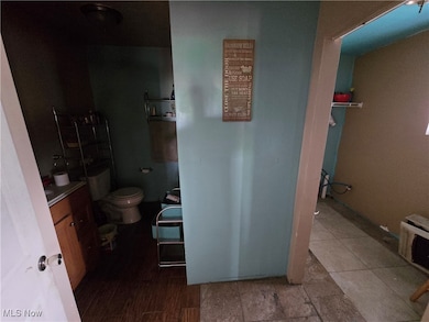 399 Smithfield St, Dillonvale, OH 43917 - photo 7