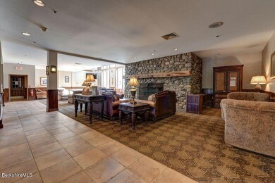 Country Inn Lobby 2