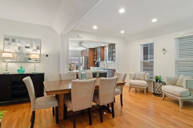 4813 N Seeley Ave, Chicago, IL 60625 - photo 6