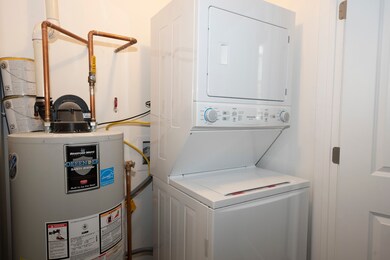 2917 N Gresham Ave unit 2, Chicago, IL 60618 - photo 4