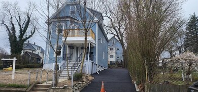 124 Glendower Rd unit 1, Roslindale, MA 02131 - photo 2