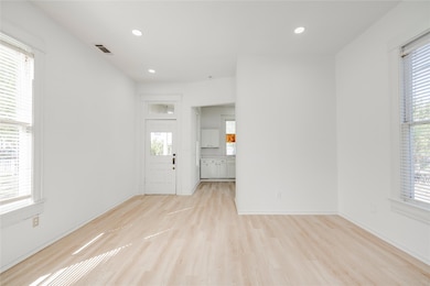 81 San Marcos St unit 87, Austin, TX 78702 - photo 6