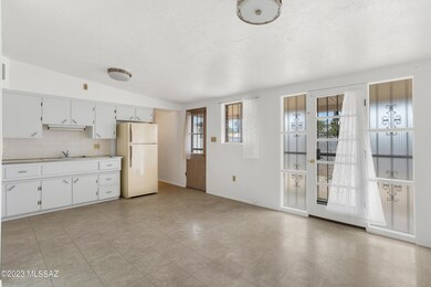 Photos for 2850 N Walnut Ave Tucson AZ 8