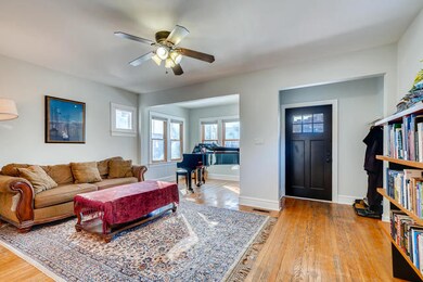 1040 S East Ave, Oak Park, IL 60304 - photo 5