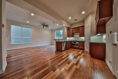736 Link Rd, Houston, TX 77009 - photo 6