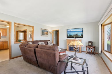 8-web-or-mls-Sheraton Dr-2504-008