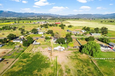 6598 Truax Rd, Central Point, OR 97502 - photo 4