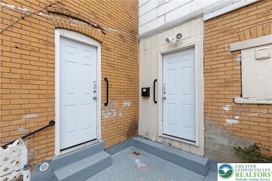 121 S Blank St, Allentown, PA 18102 - photo 5