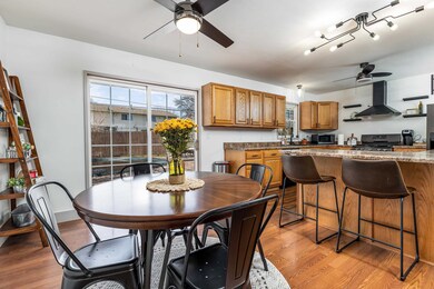 1879 Key Way Dr, Dubuque, IA 52002 - photo 7