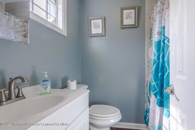 4 reider bathroom 2