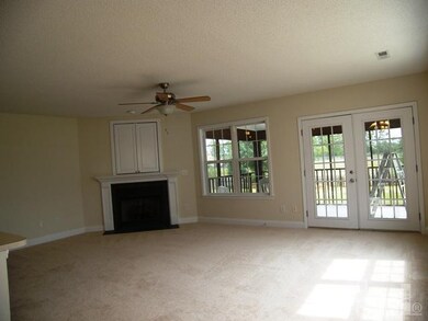 712 Hillside Dr, Wilmington, NC 28412 - photo 3