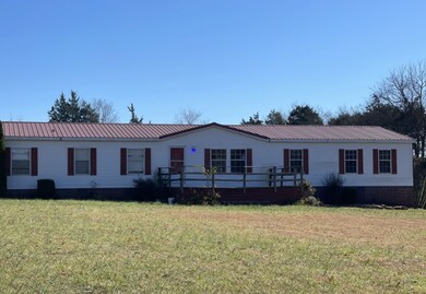 155 Hendon Memorial Rd, Shelbyville, TN 37160 - photo 3