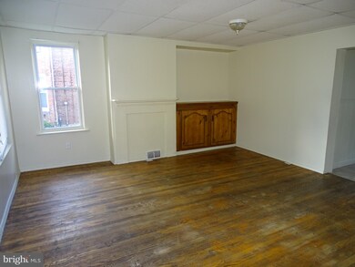 547 Second St unit 1, Chambersburg, PA 17201 - photo 4