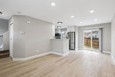 17208 E Florida Place, Aurora, CO 80017 - photo 2