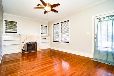 722 W Temple St, Houston, TX 77009 - photo 3