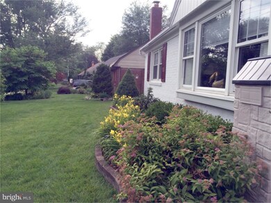 867 Mercer Dr, Haddonfield, NJ 08033 - photo 4