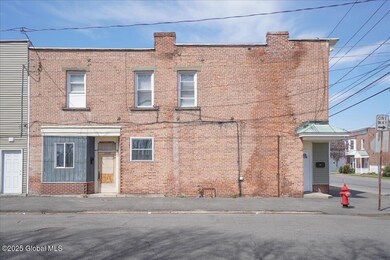 11-600 25th St-11