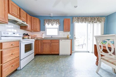 121 Duke Dr, Bear, DE 19701 - photo 4