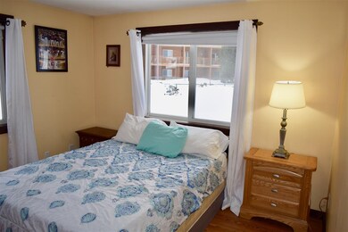 44 Church St unit 3, Lincoln, NH 03251 - photo 4