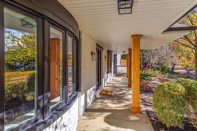 953 Anne Rd, Naperville, IL 60540 - photo 6