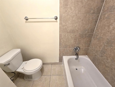 4334 NW 9th Ave unit 9-3B, Deerfield Beach, FL 33064 - photo 4