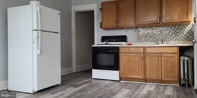 39 S Macdade Blvd, Darby, PA 19023 - photo 5