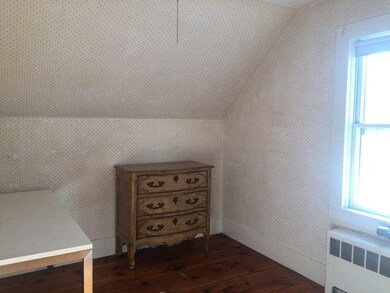 39 Cottage St, Milford, NH 03055 - photo 3